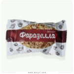 شکلات مغزدار فارادلا آکوها با مغز کرم خامه ای و روکش شکلات، کارامل و بادام زمینی 1000 گرم